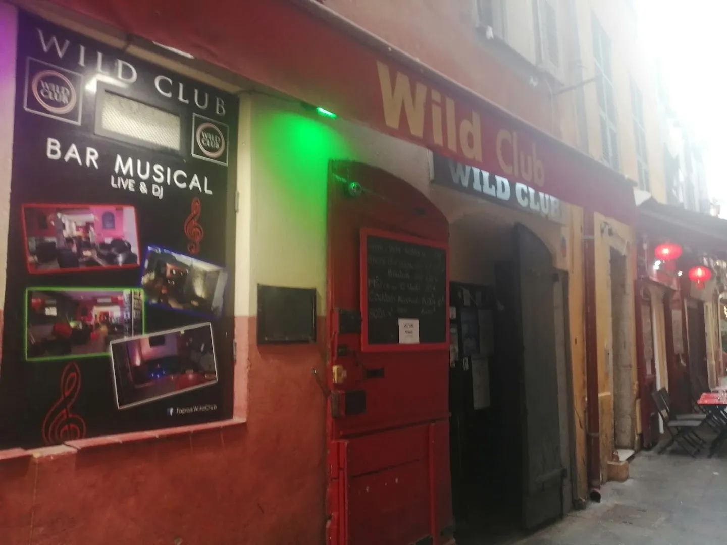 Bar WILD CLUB Set DJ Cocktails Shooters